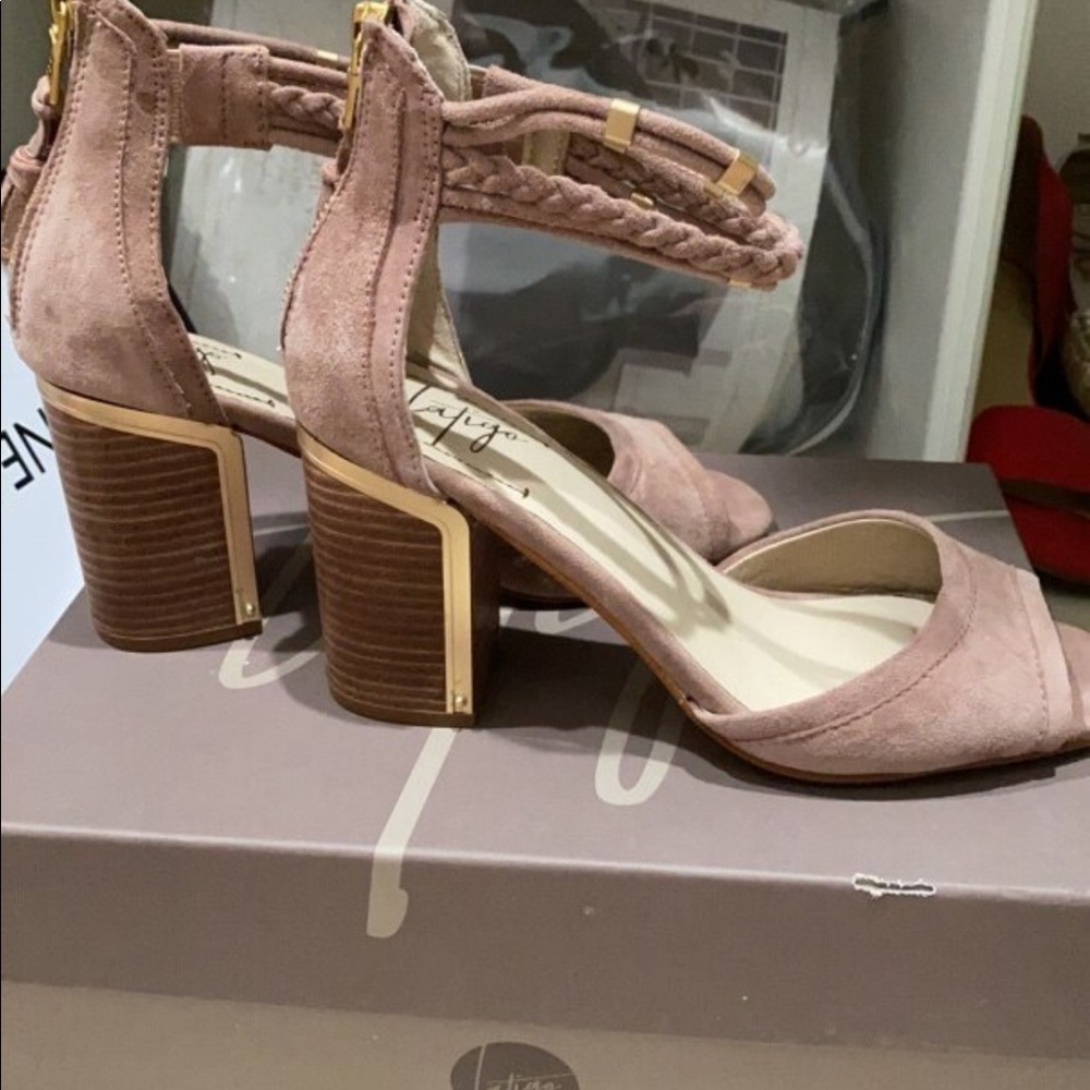 Latigo Heels